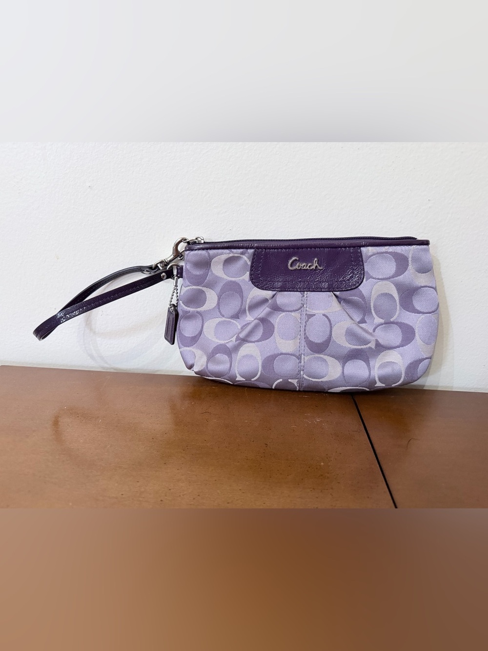 Y2K Coach Purple Lavender CC Monogram Wristlet Clutch Wallet Bag Purse Hang Tag